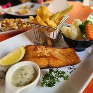 LaMesa restaurant and tapas bar