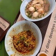 Maxwell Food Court