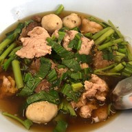 โตเกาเหลาเนื้อ ศรีราชา