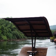 Sai Yok View raft Resort