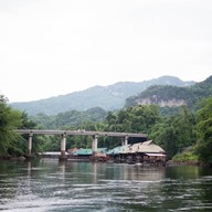 Sai Yok View raft Resort