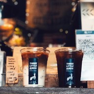 Three Little Birds Cafe on Lonely Avenue