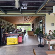 บรรยากาศ Chez Khun Ying Restaurant & Bar สมุย