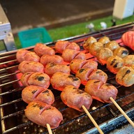 มะเดี่ยวลูกชิ้นเผา & ปังปิ้ง