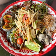 เมนูของร้าน Mee D ฟาร์มปูนิ่ม
