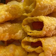 เกี๊ยวทอด ลูกชิ้นทอด เซเว่นณฐาวดี