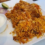 เมนูของร้าน M&M Indian Thai Halal Restaurant Watcharapol วัชรพล