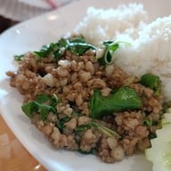เมนูของร้าน นายก๋ง  ตลาดประตูกรุงเทพ