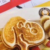 Charlie Brown cafe