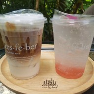 เมนูของร้าน Resfeber cafe รังสิต