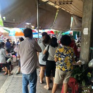 ขนมบ้าบิ่นมะพร้าวอ่อน หน้าธ.ธนชาต ตลาดนครปฐม 0700-1300