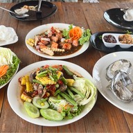 ร้านอาหารชมนา - คลอง3 คลอง3