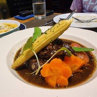 เมนูของร้าน เลอ ทรอง ชองค์ สำนักงานใหญ่