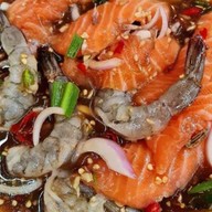 ก๋วยเตี๋ยวคลุกฝุ่น .