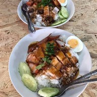 หมูกรอบแซ่บ ครูซ่าส์ บิ๊กซี