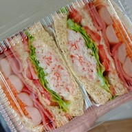 Lucky Sandwishes 🍀🌈