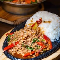 Nisa’s Thai Street Food