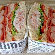 Lucky Sandwishes 🍀🌈