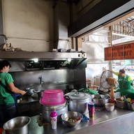 หนึ่งราดหน้ายอดผัก สาขา 9 สาขา 9 เคหะพระราม 2