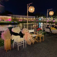 หมีเล่าเรื่อง Cafe Bar & Restaurant