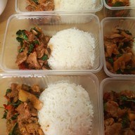 เซี้ยโภชนา