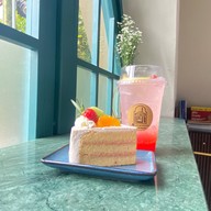 รับลม คาเฟ่ ท่าเรือมหาชัย