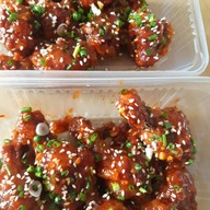 เซี้ยโภชนา