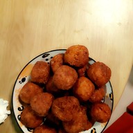 เซี้ยโภชนา