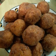 เซี้ยโภชนา