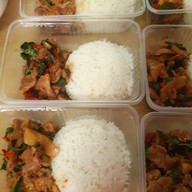 เซี้ยโภชนา