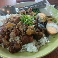 เมนูของร้าน ร้าน เฮียชู เนื้อตุ๋น&หมูตุ๋น ข้าวขาหมู