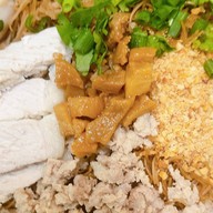 เตี๋ยวคลุก🫕‼️