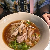 ก๋วยเตี๋ยวเป็ดเฮียถิต