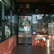 หน้าร้าน Café Amazon - DD3258 สถานีบริการ บจ.ไชยพิธารการพลังงาน