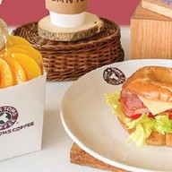 TOM N TOMS COFFEE Hugzmall Khon Kaen