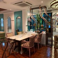 Time Kaan (ร้านอาหารตามกาล)