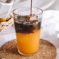 Good Day Caffe บ้านสีฐาน