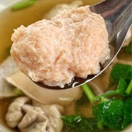 ต้มเลือดหมูวัดวงษ์ฆ้อง