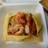 ร่มกระพรุ่น ผัดไทกุ้งสด เพิ่มสิน