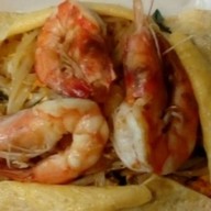 ร่มกระพรุ่น ผัดไทกุ้งสด เพิ่มสิน