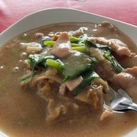 เมนูของร้าน กะเพราริช มิตรมาเก็ต