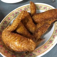 ป้าบัวหมูจุ่มลาดหญ้า สาขาถนนลาดหญ้า5หน้ากสิกรไทย ย้ายไป สาขา2ถนนอิสภาพซอย12จะอยู่ฝั่งตรงข้ามซอยอิสรภาพ7 ก่อนถึงไฟแดงบ้านแขกอยู่ฝั่งขวามือคะ