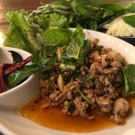 ร้านลาบเป็ดอุดร เจ๊องุ่น ไก่ย่าง ปลาเผา
