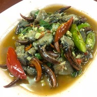 ต้วม หน่อย