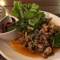 ร้านลาบเป็ดอุดร เจ๊องุ่น ไก่ย่าง ปลาเผา