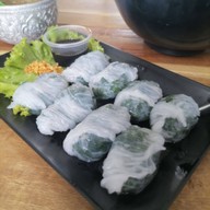 เมนูของร้าน ก๋วยเตี๋ยวปากหม้อน่าล่อในสวน พัทลุง พัทลุง