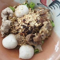 ก๋วยเตี๋ยวเรือ ลิ้มรส อร๊อยอร่อย โชคชัย4 ซอย78