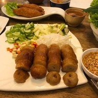 วิลลี่แหนมเนือง ห้วยขวาง