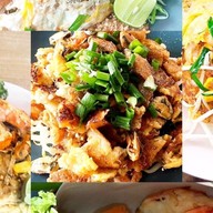 ร้านหอยทอดผัดไทยบ้านสุด & ข้าวกล่อง  ( อู่ยา )