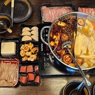 Relala Sino-Thai Bistro